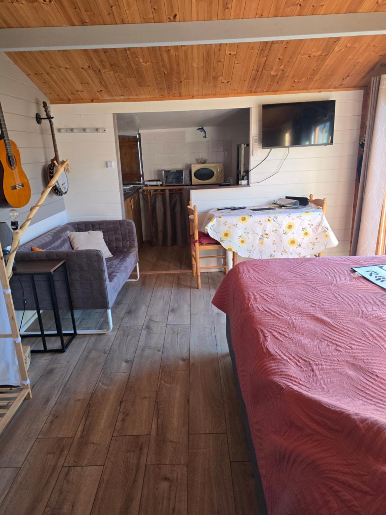 Saint-Mamert-du-Gard Le Chalet Des Dany מראה חיצוני תמונה